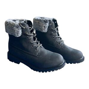 Women's Gray Fur-Lined Boots